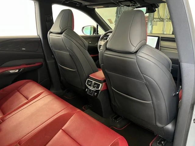Used 2023 Iridium Lexus 500h F SPORT Performance image 50