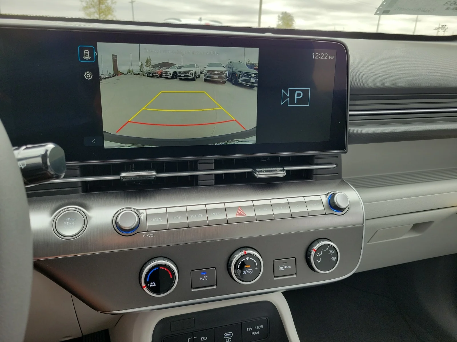 New 2027 Atlas White Hyundai SE 4dr Front-Wheel Drive image 14