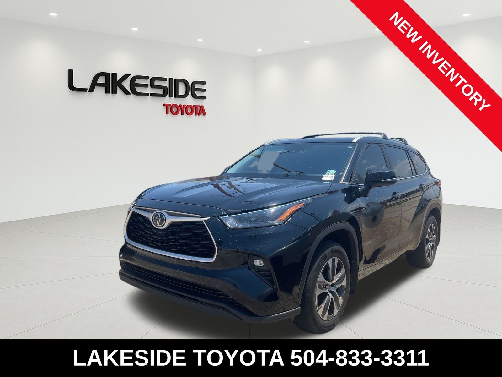 Used 2023 Black Toyota XLE image 1