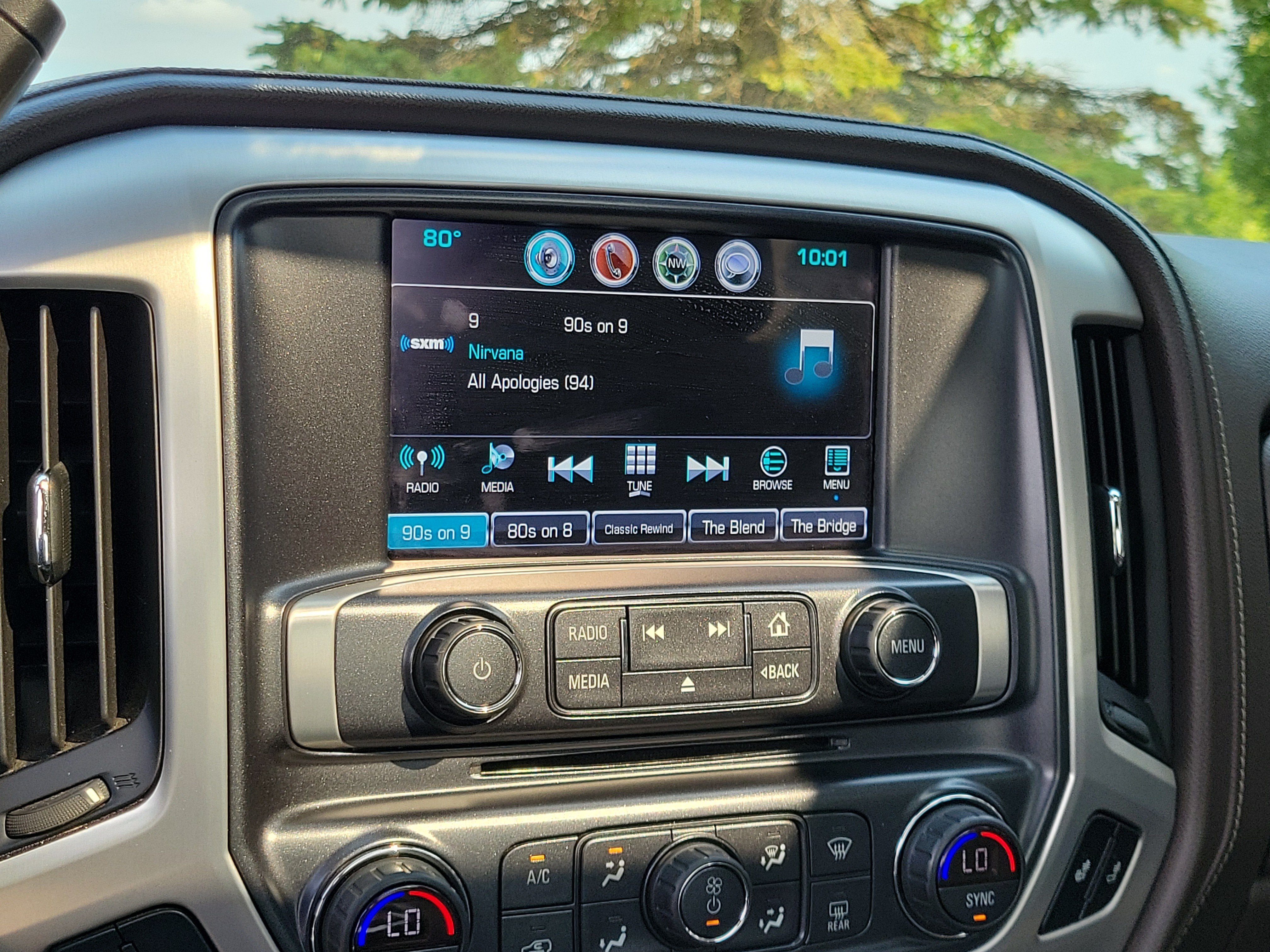 Used 2018 Cardinal Red GMC SLT image 26