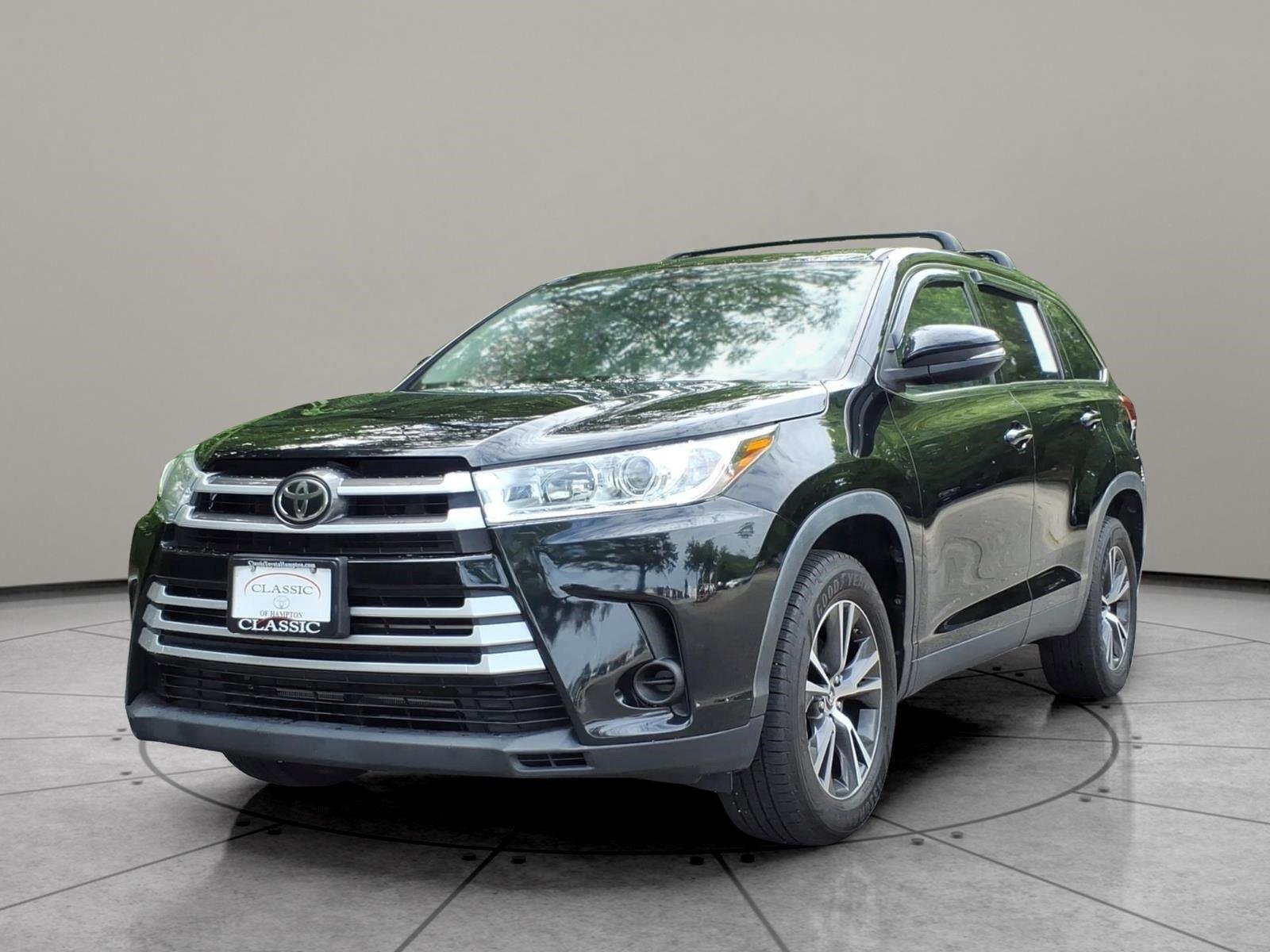 2019 Toyota Highlander LE