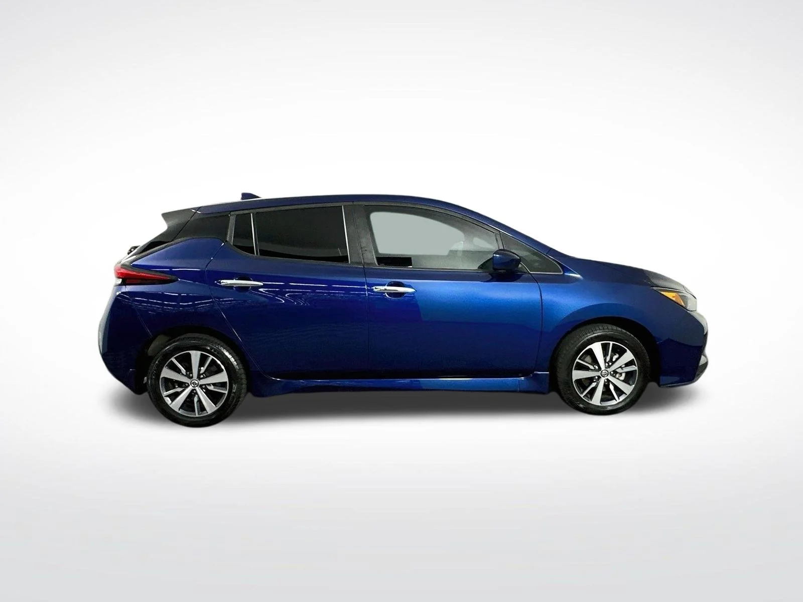 Used 2022 Deep Blue Pearl Nissan S Plus image 9