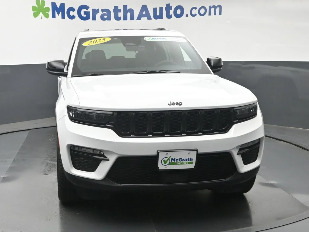 Used 2025 White Jeep Limited image 6