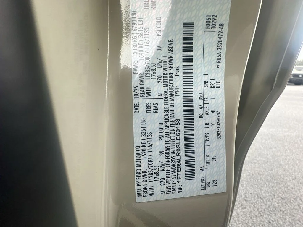 Used 2025 Beige Ford Raptor image 21