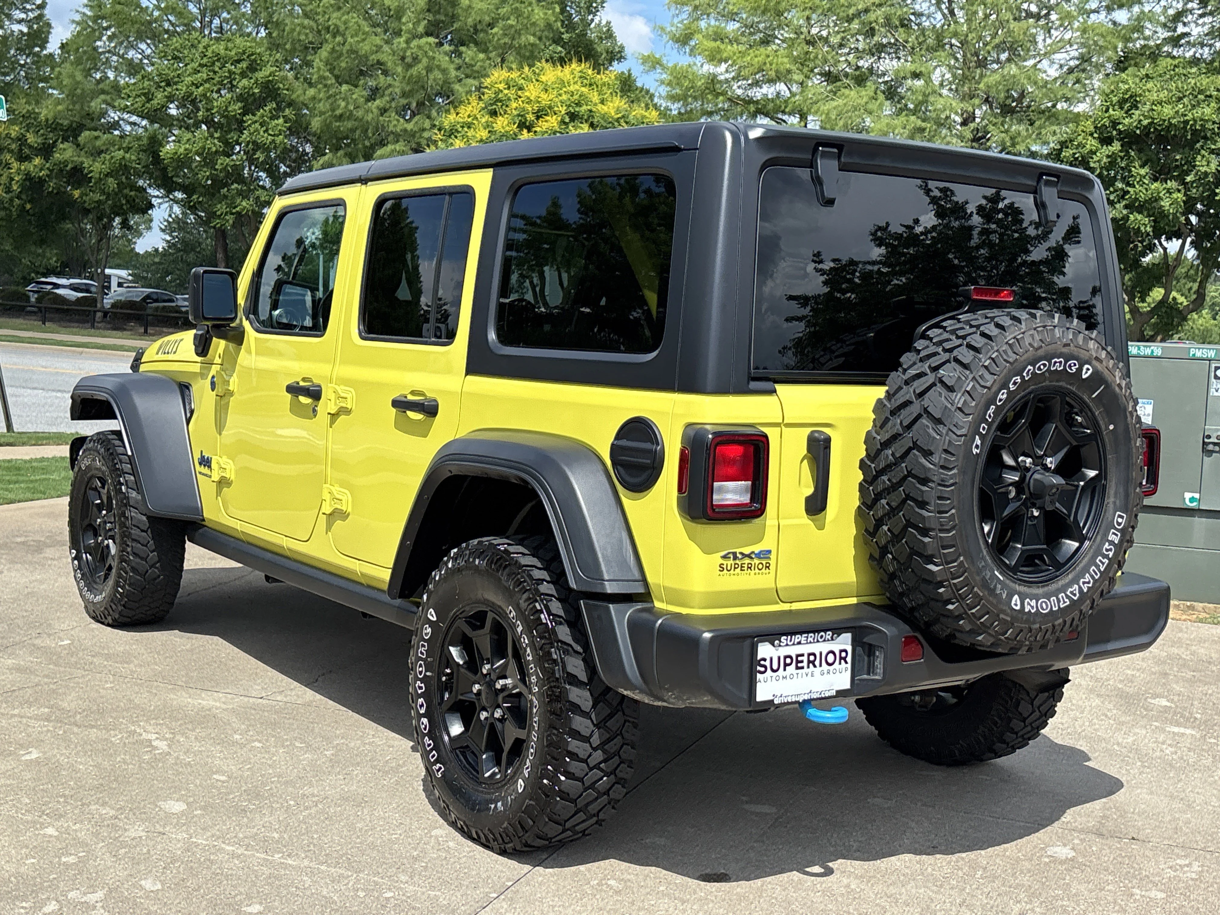 Used 2023 High Velocity Clearcoat Jeep WILLYS 4xe image 8