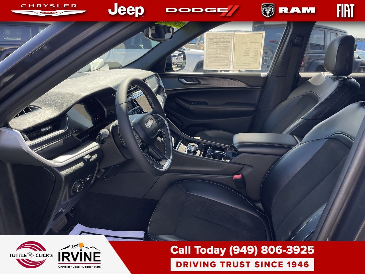 Certified Used 2023 Baltic Gray Metallic Clearcoat Jeep Altitude image 18