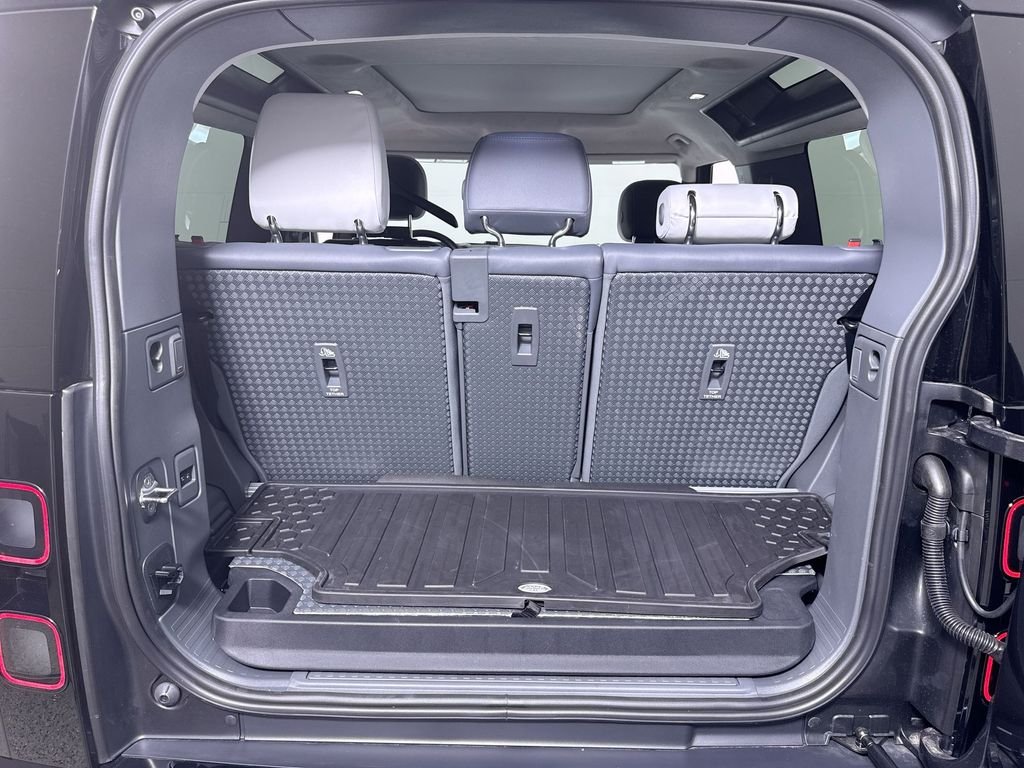 New 2026 Carpathian Grey Land Rover V8 image 21