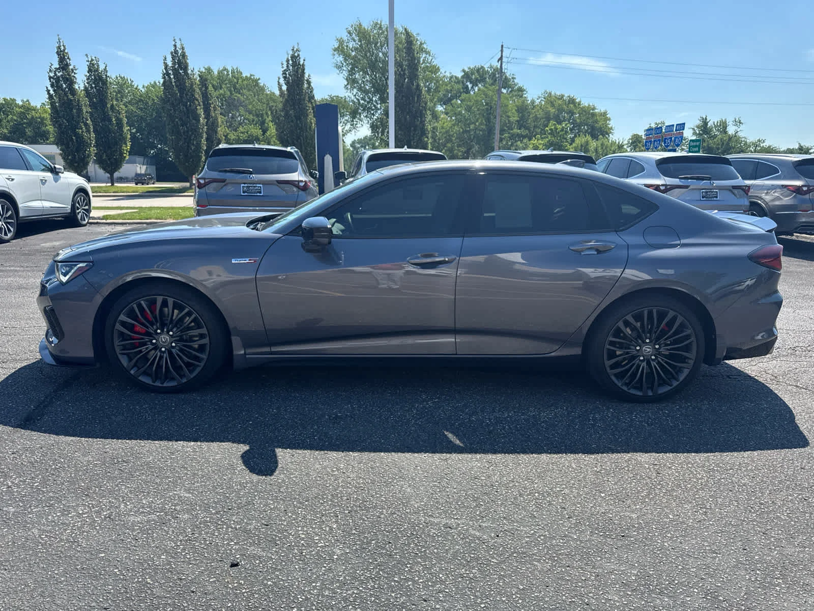 Certified Used 2022 Modern Steel Metallic Acura TYPE S image 2