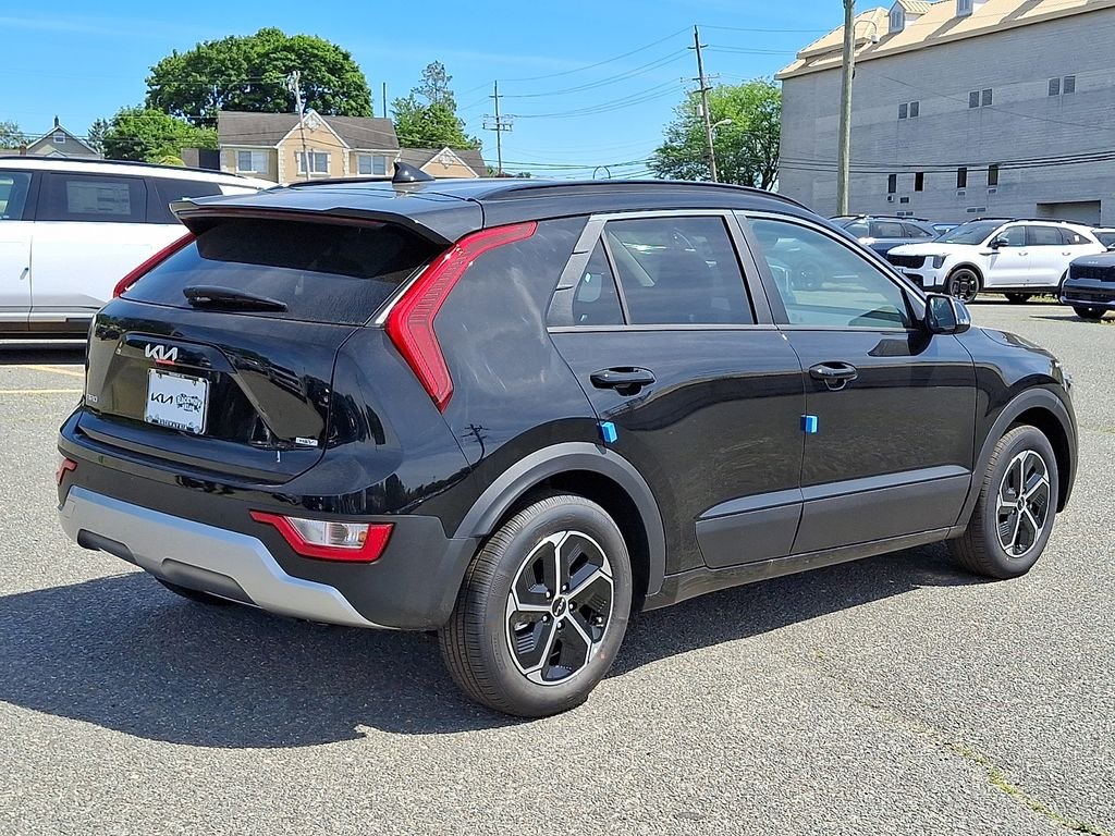 New 2026 Aurora Black Pearl Kia EX image 4