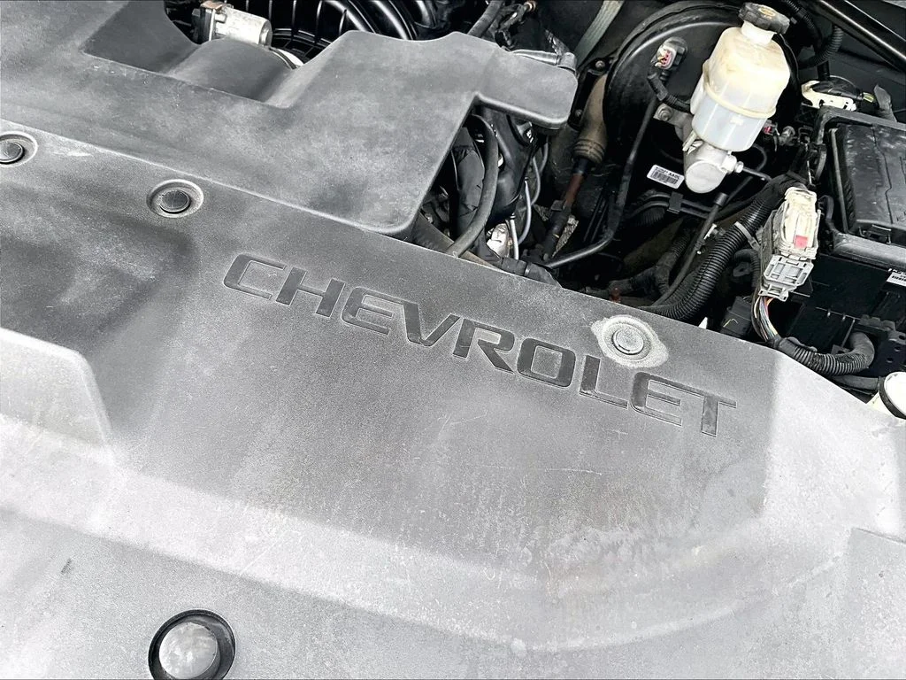 Used 2019 Gray Chevrolet LT image 35