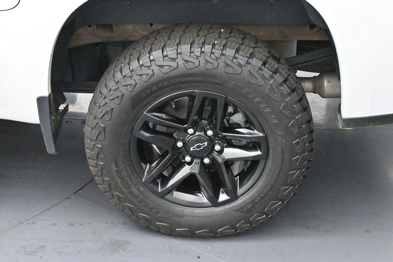 Used 2022 Summit White Chevrolet LT Trail Boss image 31