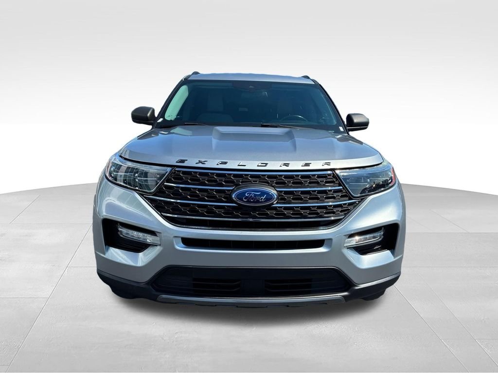 Used 2021 Silver Ford XLT image 6
