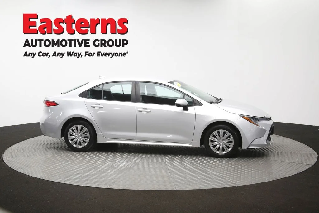 Used 2022 Silver Toyota LE image 45
