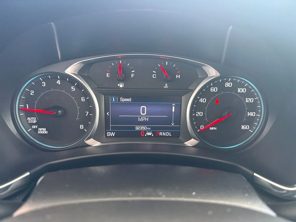 Used 2021 Gray Chevrolet LT image 14