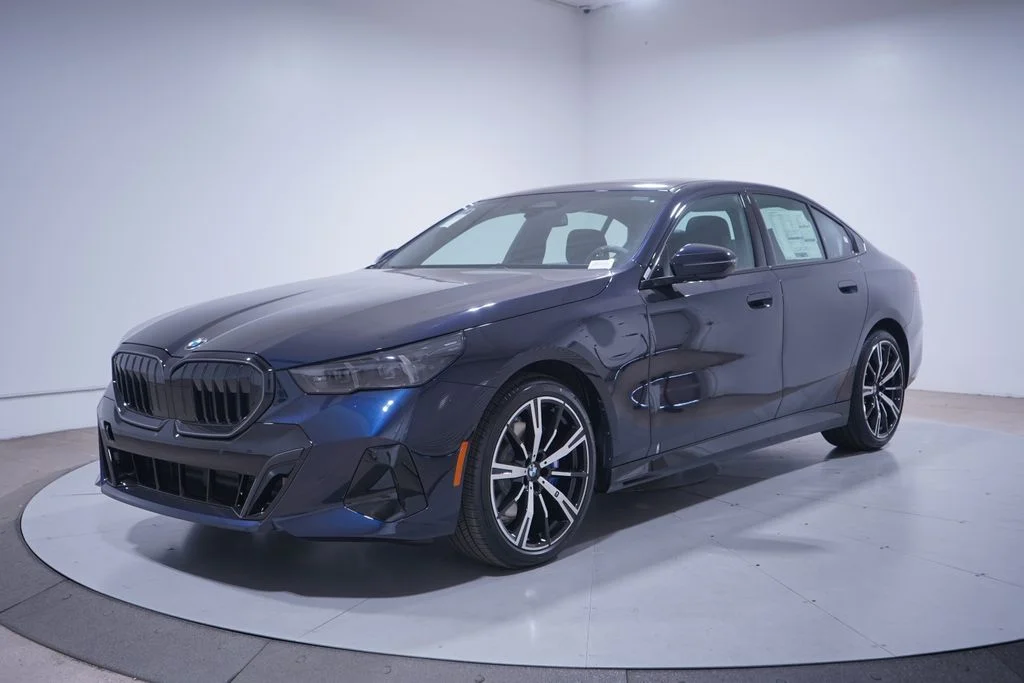 2026 BMW 5 Series 530i Sedan's photo