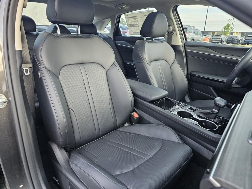 Used 2026 Gray Kia EX image 10