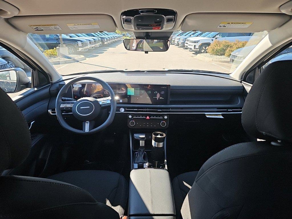 New 2026 Black Hyundai SEL Plus AWD image 32