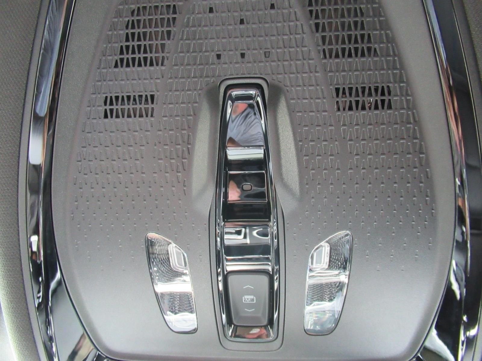 Used 2025 Red Cadillac Luxury image 32