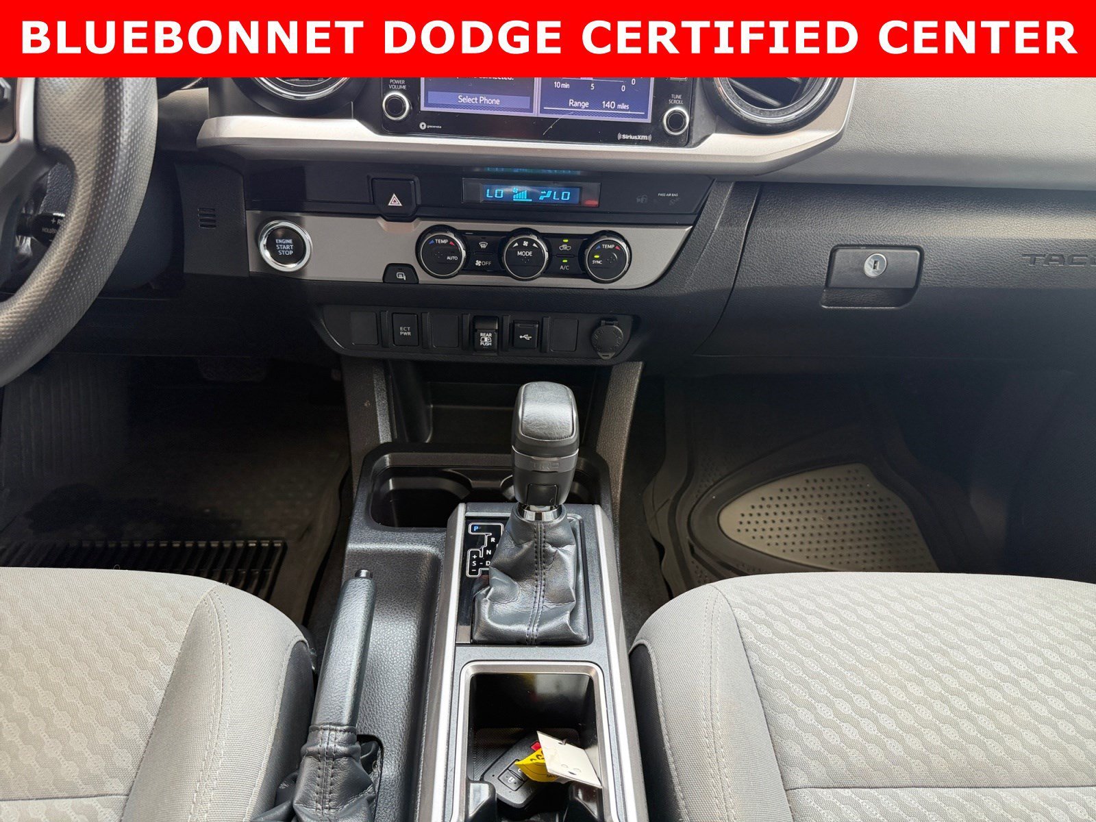 Used 2023 White Toyota  image 18