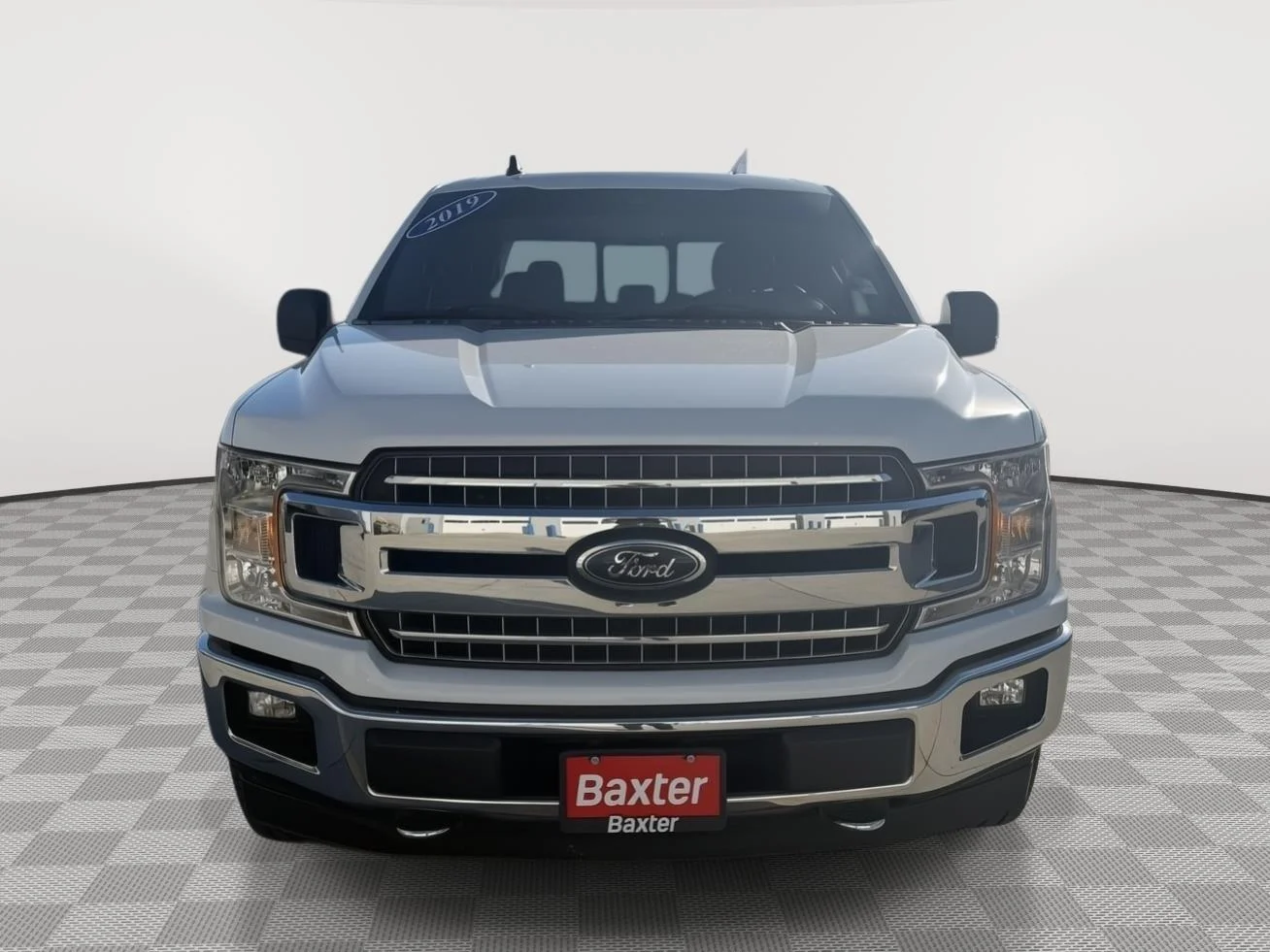 Used 2019 Oxford White Ford XLT image 2