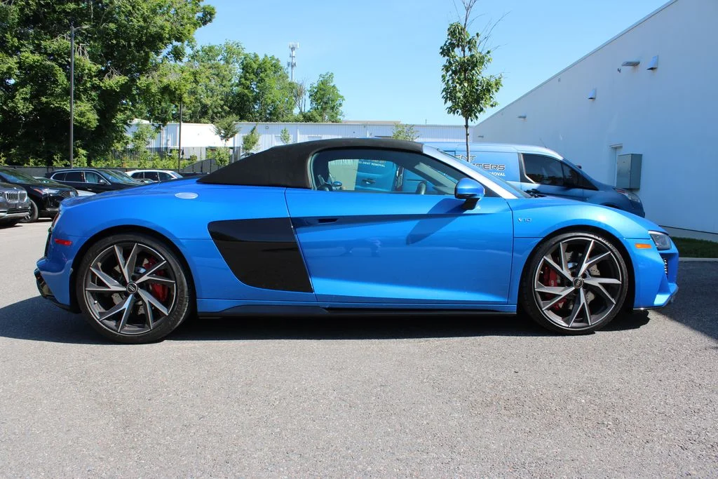 Used 2023 Black Audi V10 performance image 40