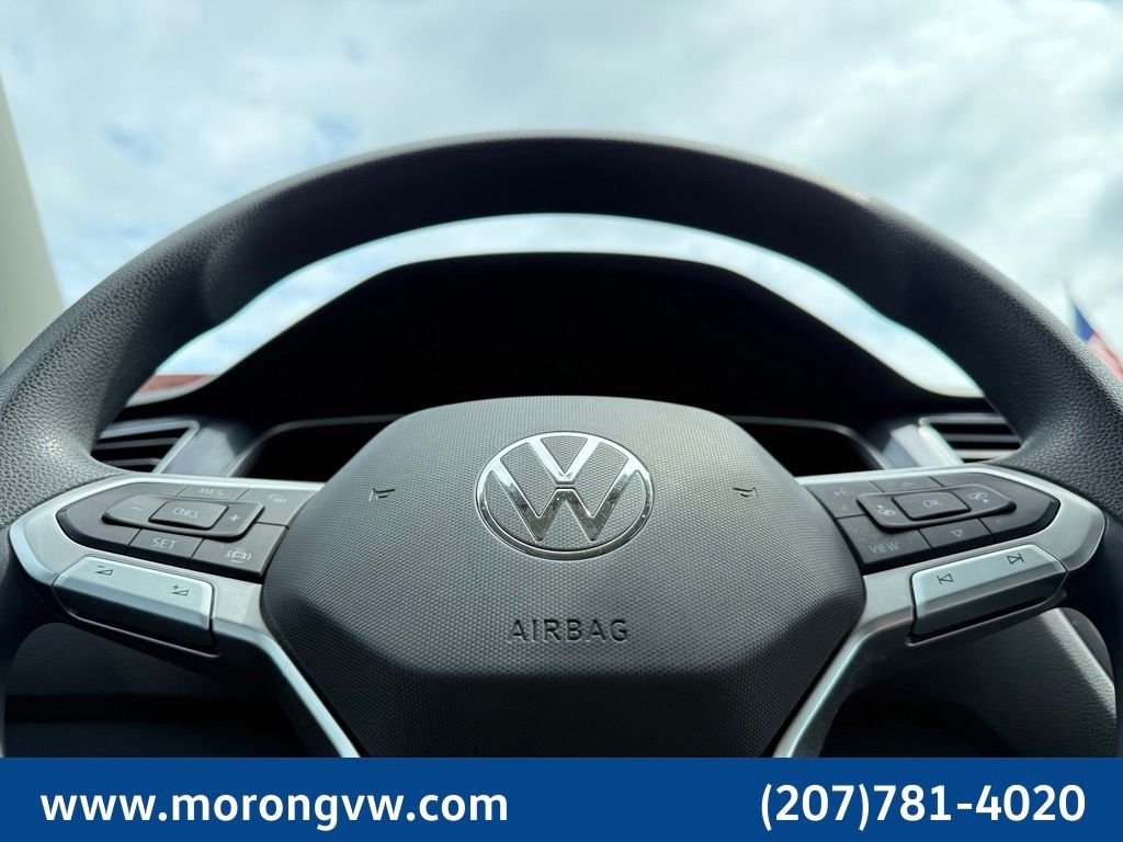 Used 2022 Black Volkswagen 2.0T S image 45