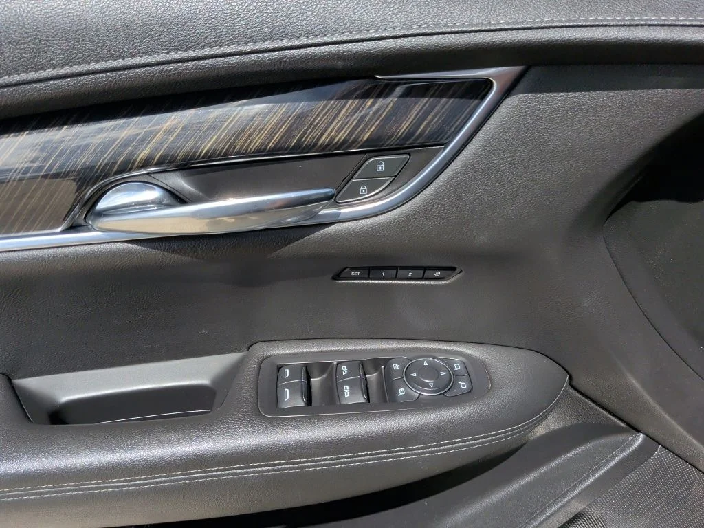 Used 2020 Silver Cadillac Premium Luxury image 12