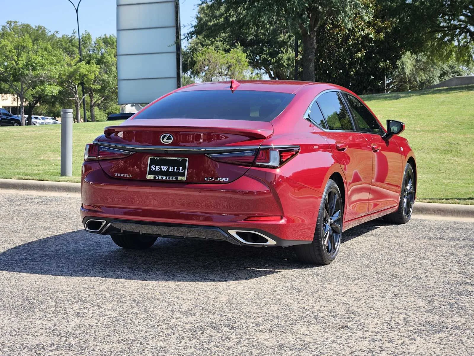 Certified Used 2023 MATADOR RED MICA Lexus F SPORT Handling image 4