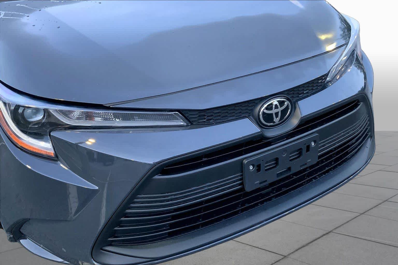 Used 2024 Underground Toyota LE image 27