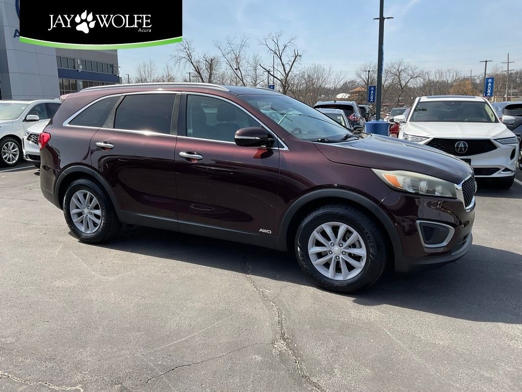 2016 Kia Sorento LX
