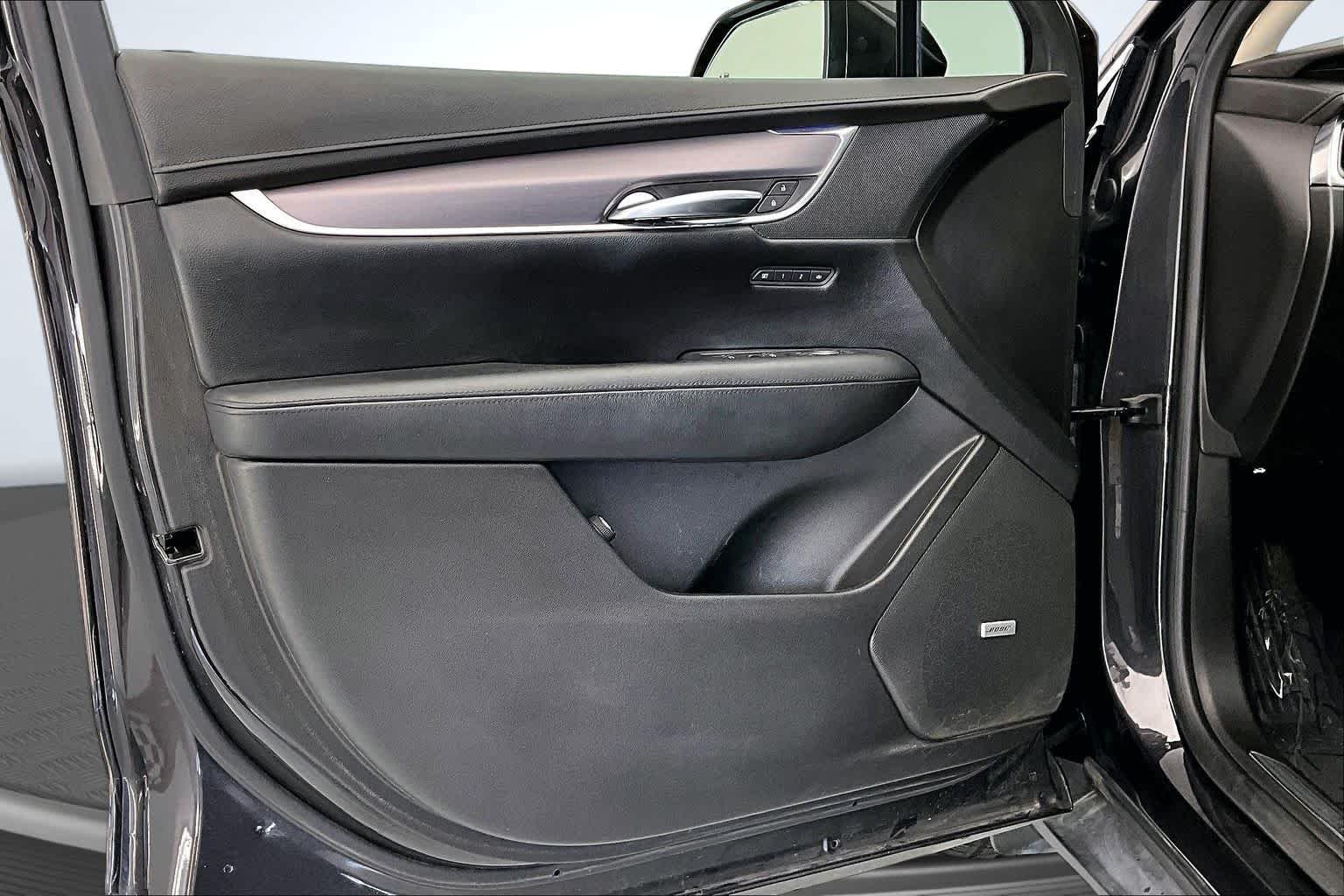 Used 2017 Dark Granite Metallic Cadillac Premium Luxury FWD image 23