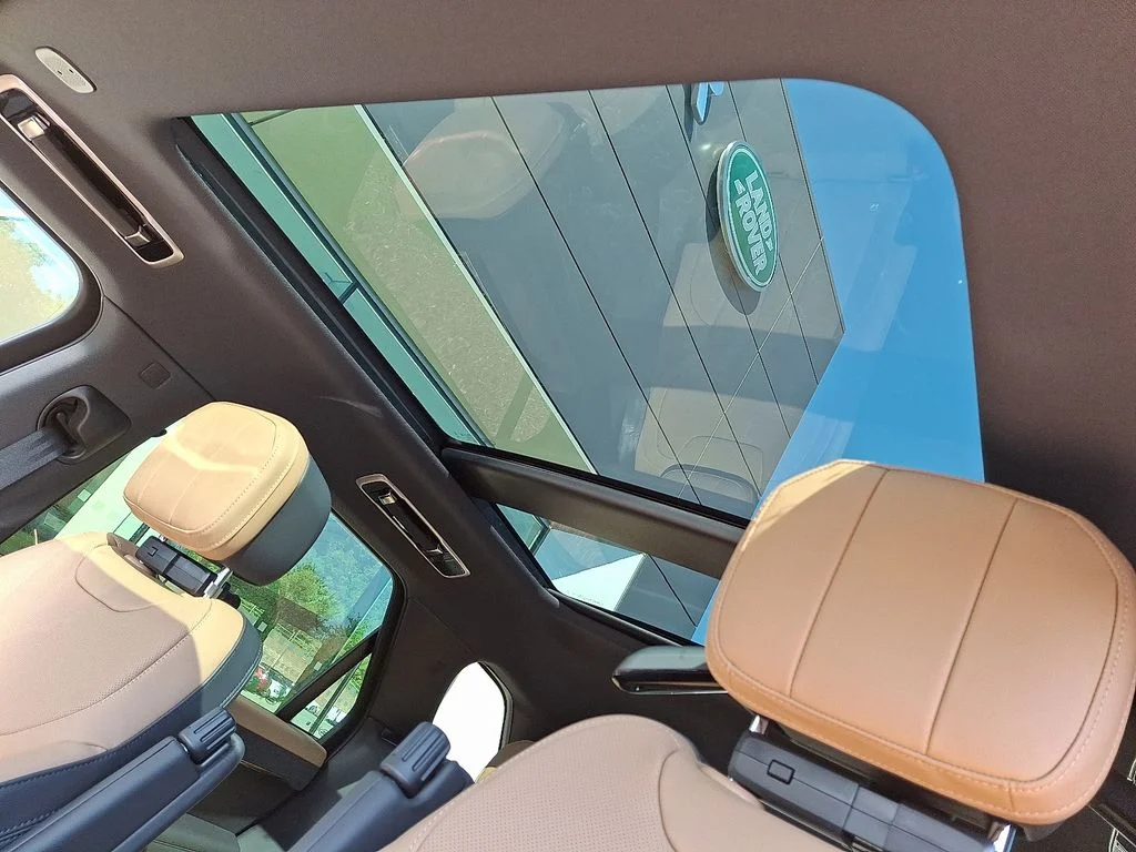 New 2026  Land Rover Dynamic SE image 10