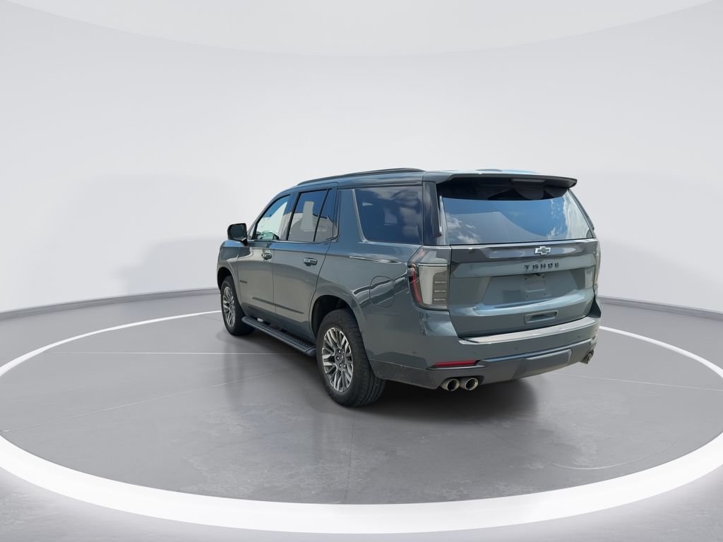 Used 2025 Gray Chevrolet Z71 image 6