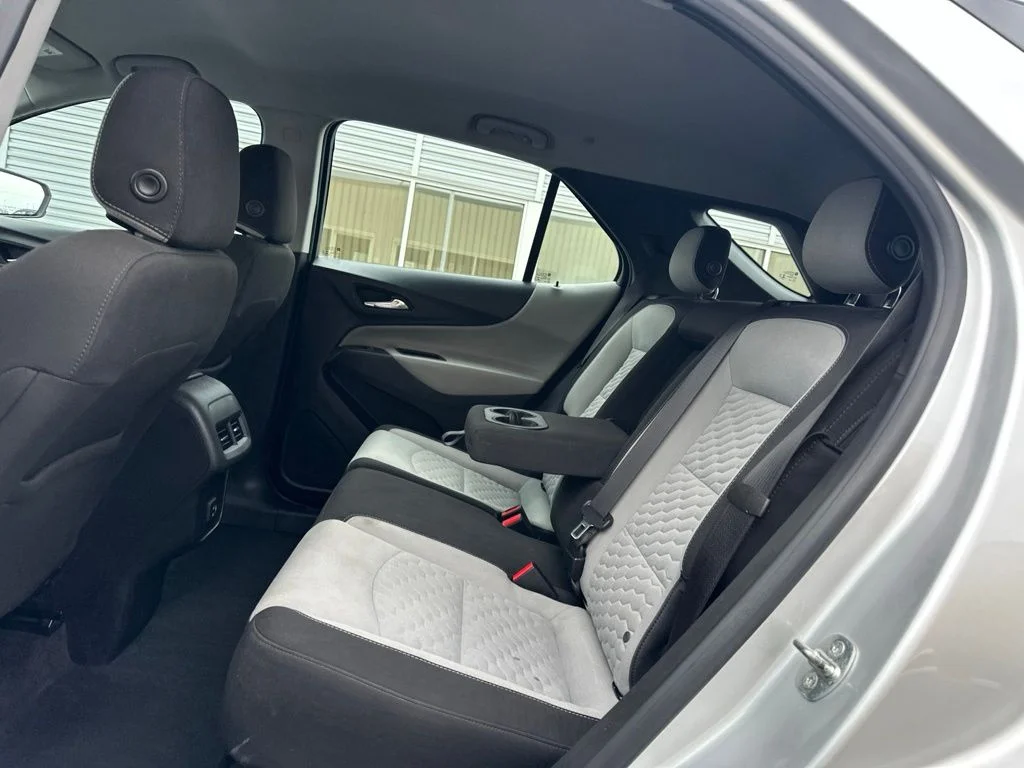 Used 2020 Silver Chevrolet LS image 26