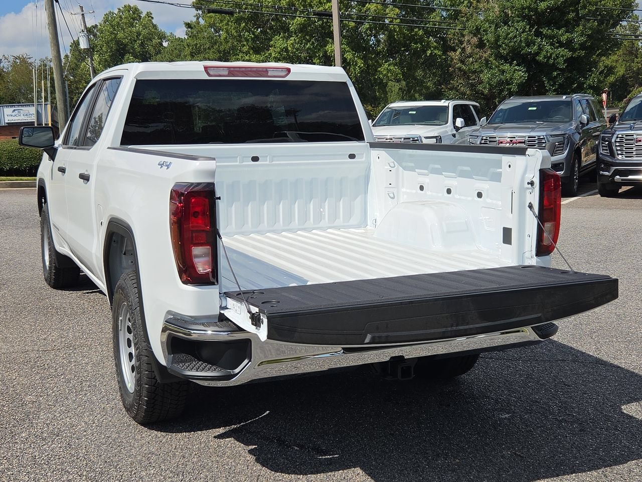 New 2026 Summit White GMC Pro image 27