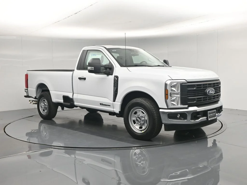 New 2026 Oxford White Ford XL image 49