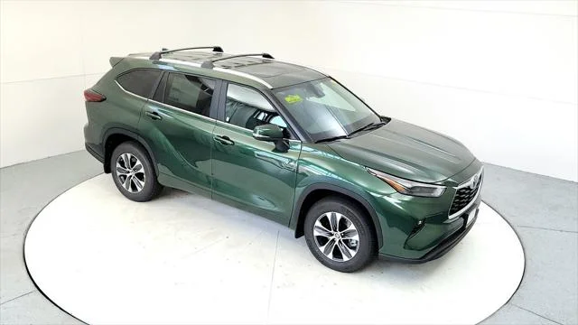 Certified Used 2024 CYPRESS Toyota  image 16