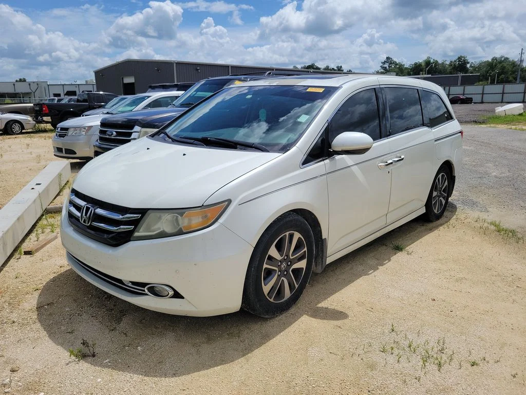 Used 2014 White Honda  image 7