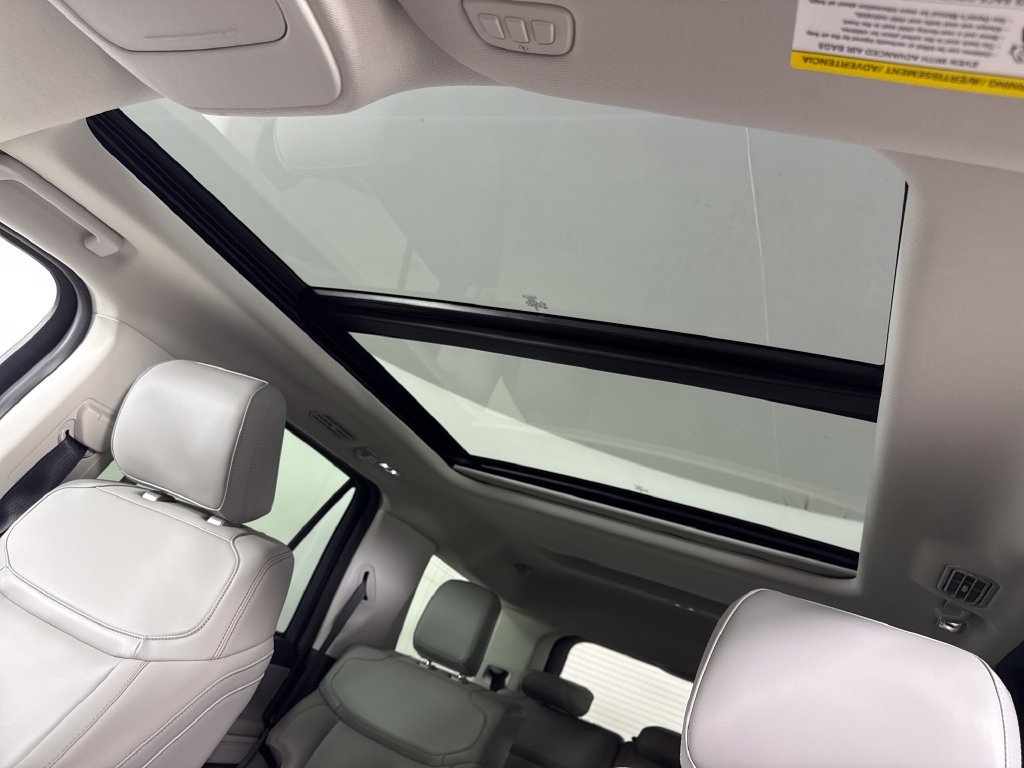 Used 2025 Silver Ford Active image 23