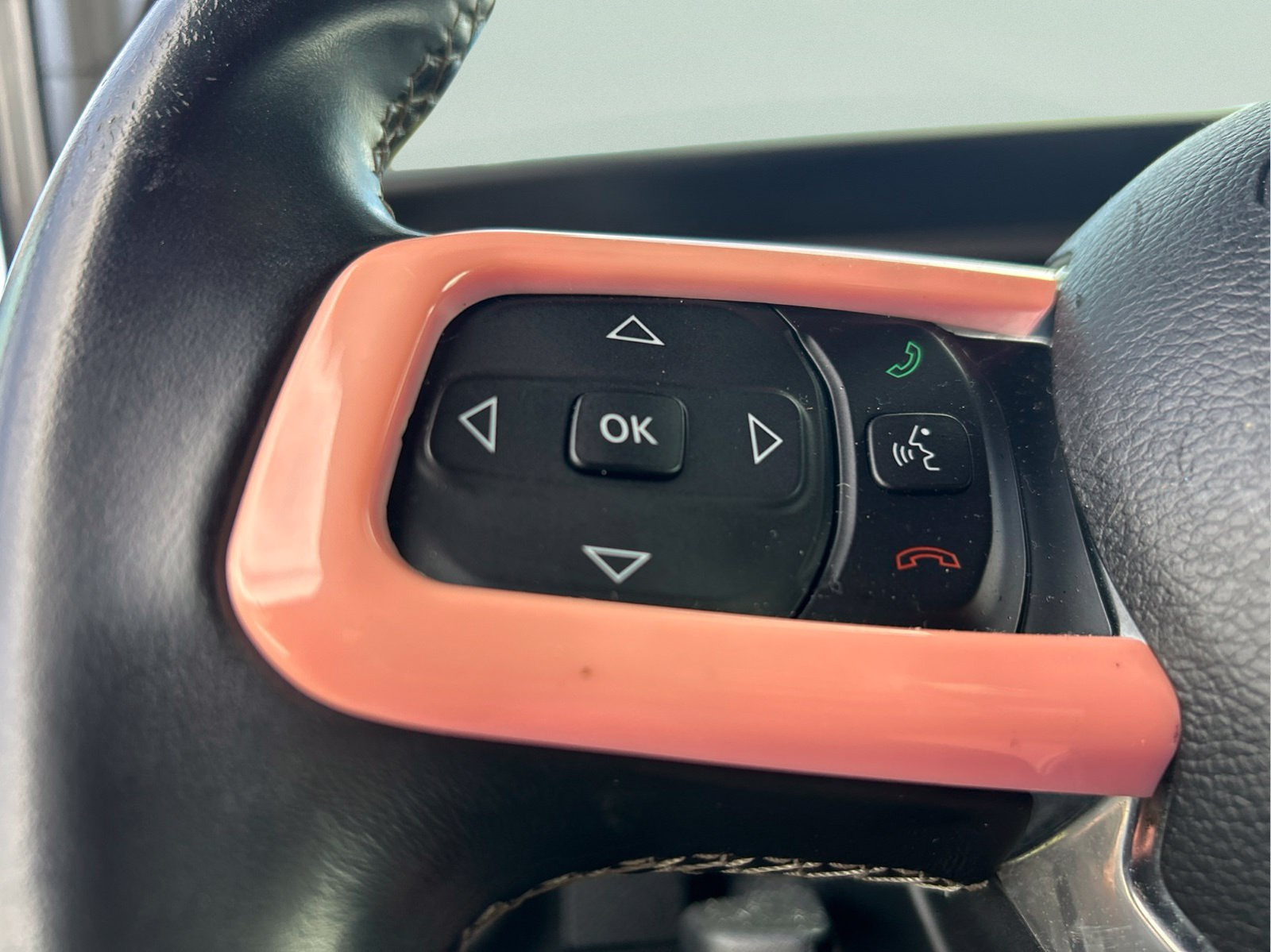 Used 2018 Gray Jeep Unlimited Sahara image 14