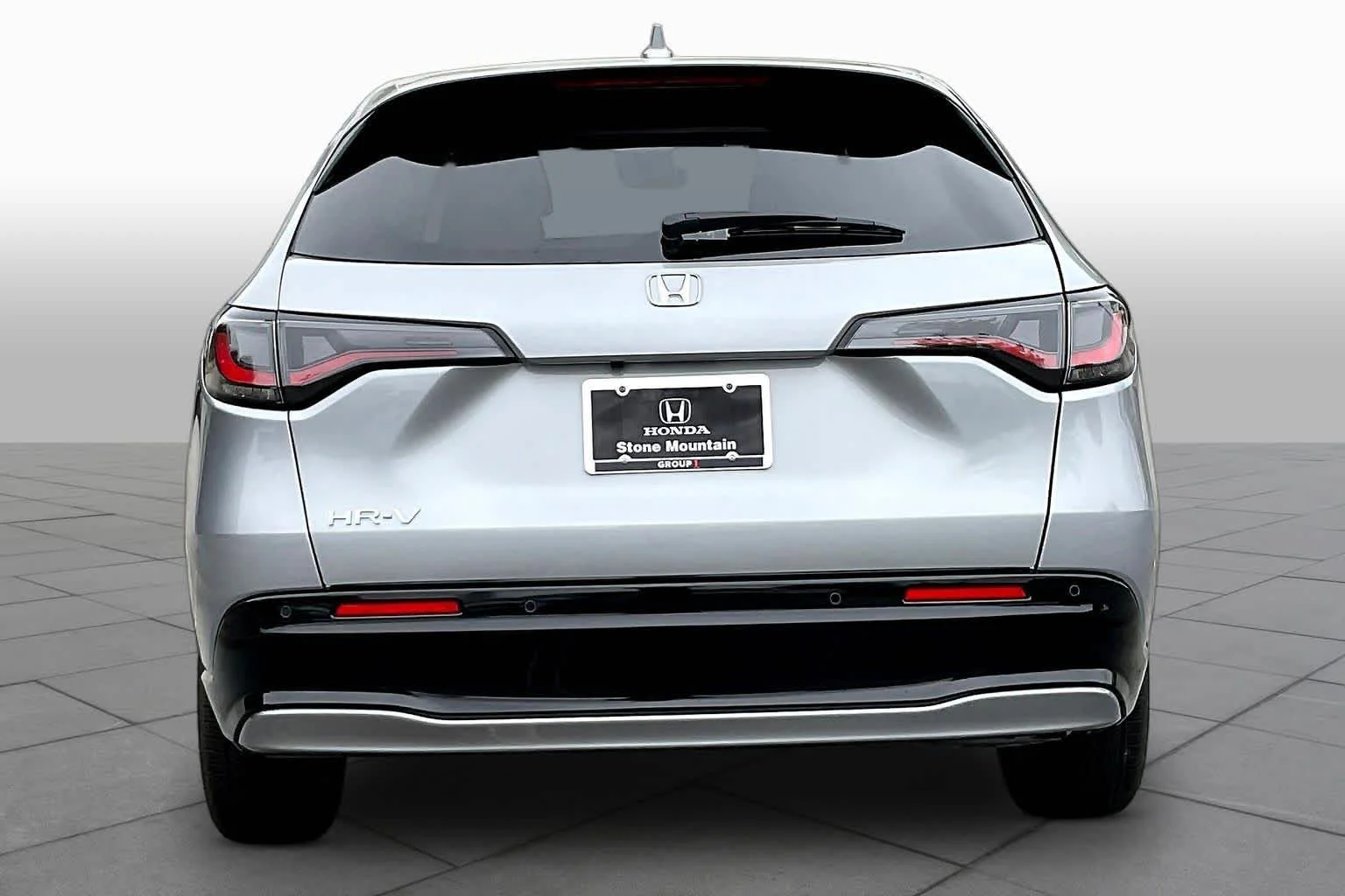 New 2027 Solar Silver Metallic Honda EX-L image 4