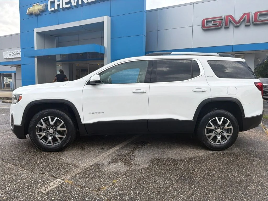 Used 2023 Summit White GMC SLT image 2