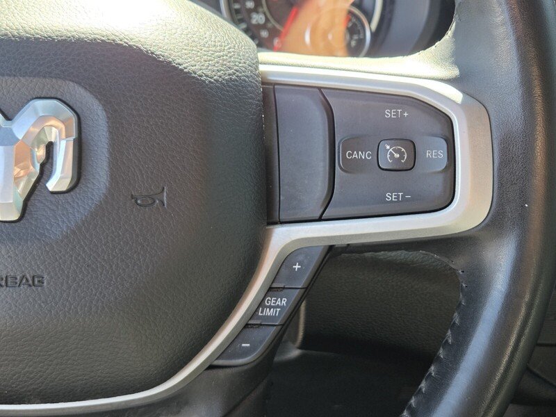 Used 2021 White Ram Big Horn/Lone Star image 27