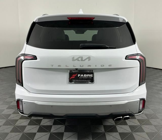 Used 2024 White Kia SX image 6
