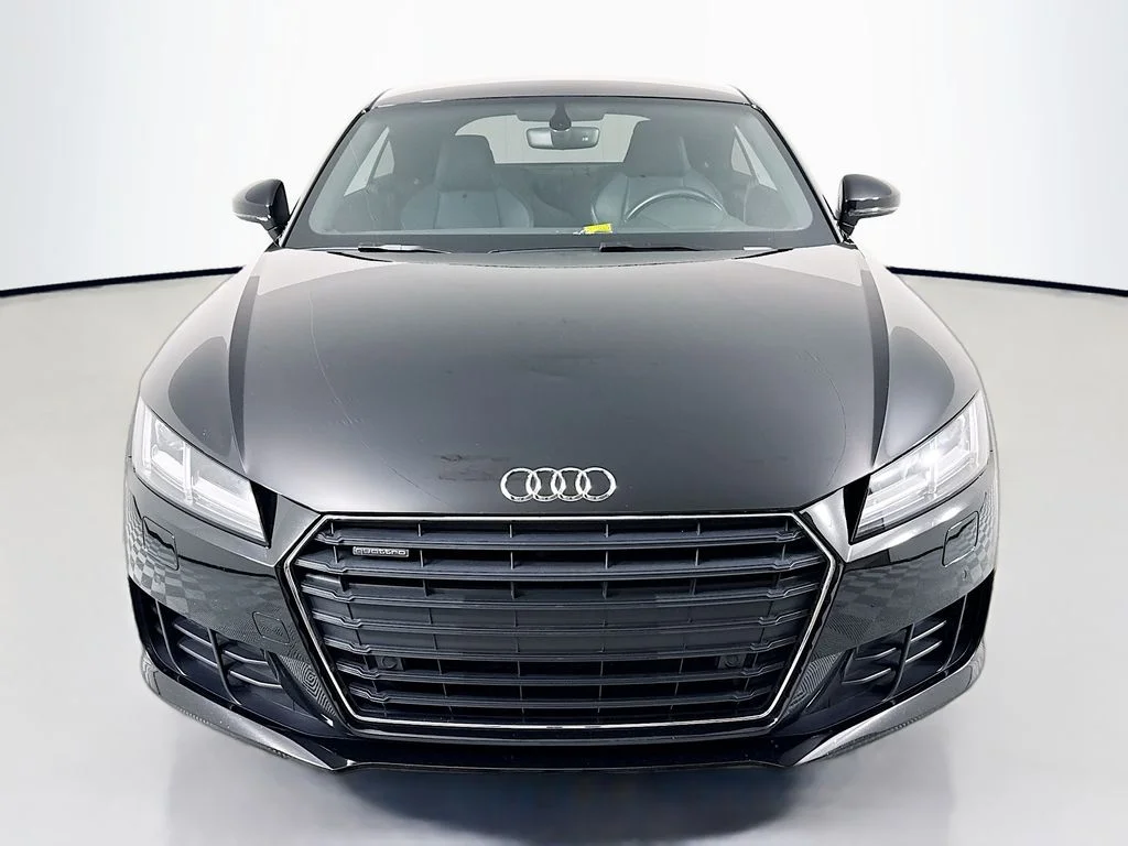 Used 2016 Brilliant Black Audi 2.0T image 6