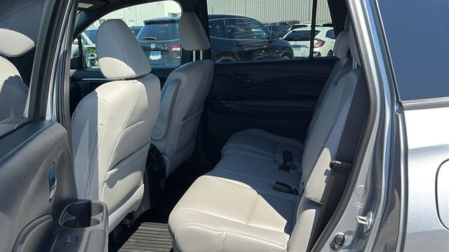 Used 2023 Lunar Silver Metallic Honda EX-L image 23