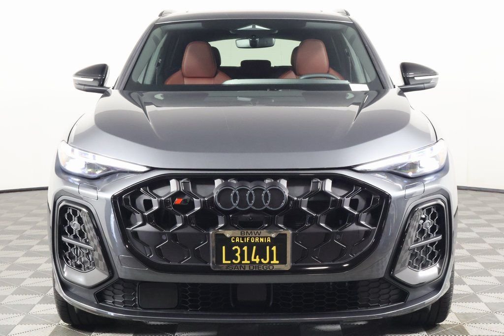 Used 2025 Daytona Gray Pearl Effect Audi 3.0T Premium Plus image 2