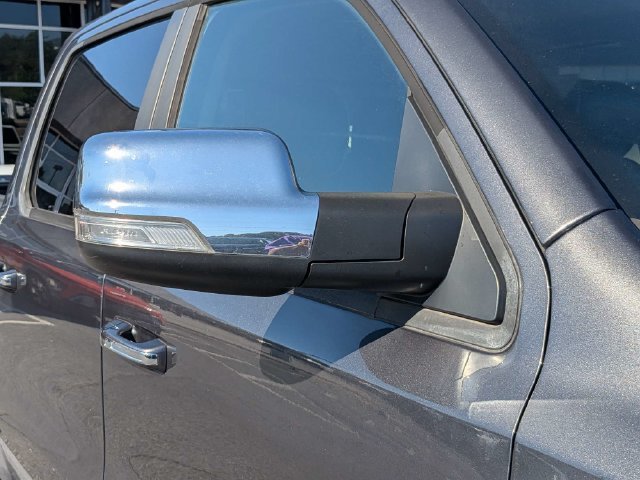 Used 2020 Gray Ram Laramie image 11
