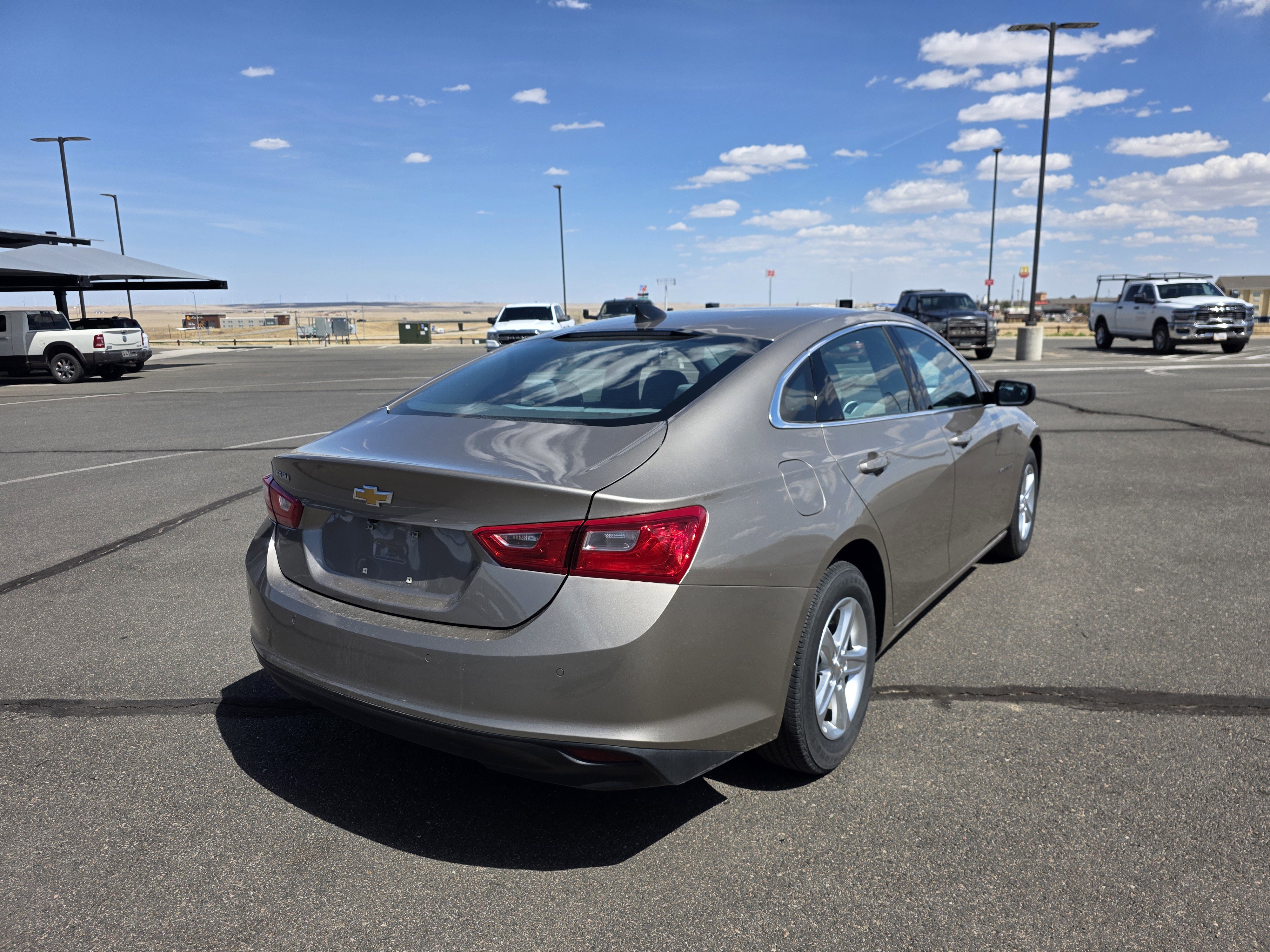 Used 2022 Gray Chevrolet LS image 6