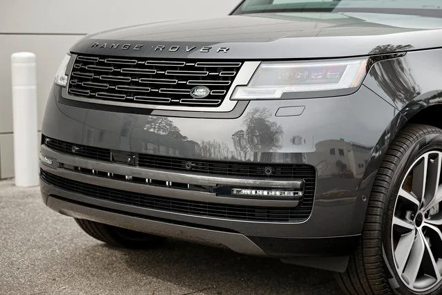 New 2026 Gray Land Rover SE image 2